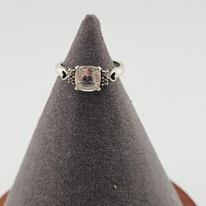 Vintage Silver and White Topaz Ring Size 7.5